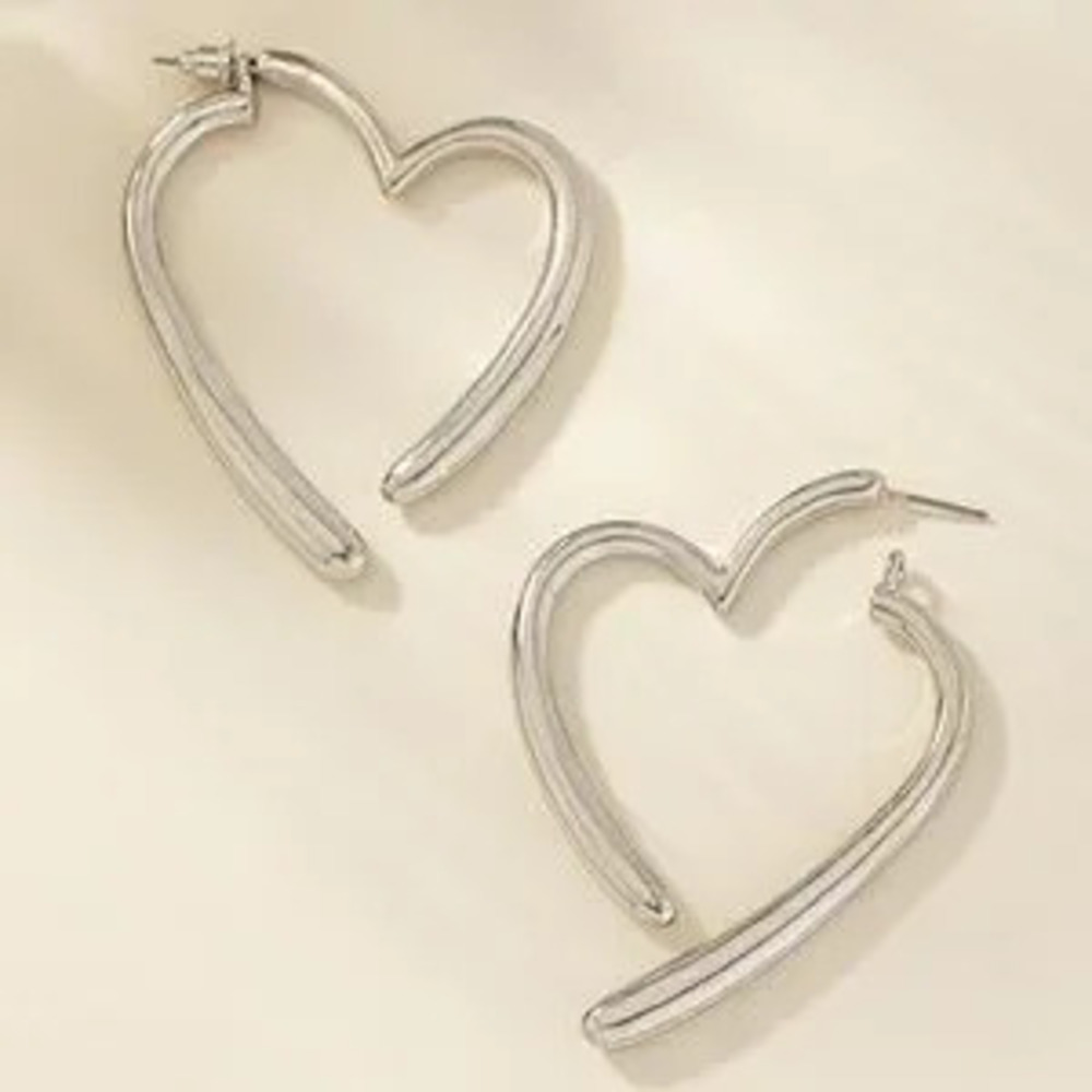 Luxe Vday Valentines Day heart Loop Earrings